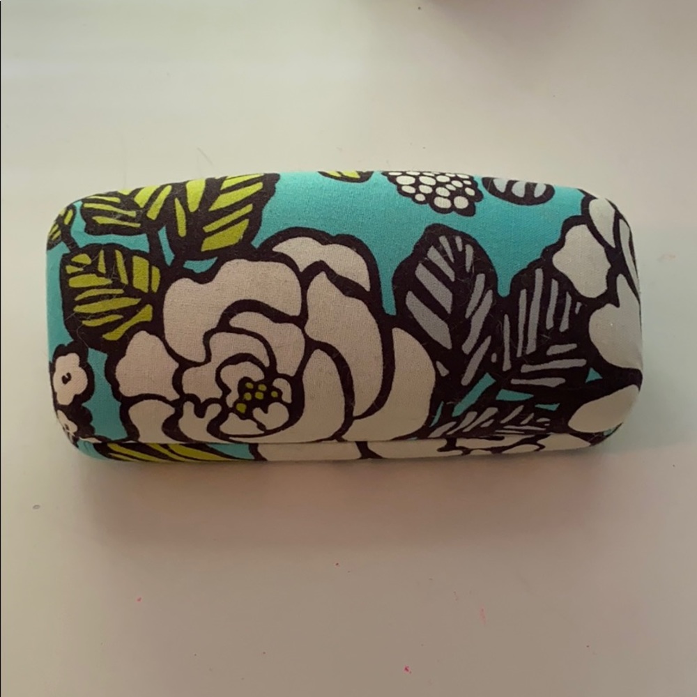 Vera Bradley hard cover sunglass case